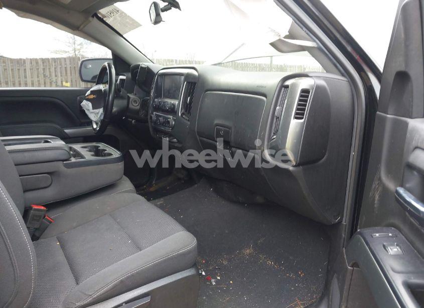 Photo 5 of 2019 Chevrolet Silverado 1500 LD LT (VIN 2GCVKPEC1K1128072)