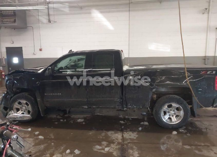 Photo 15 of 2019 Chevrolet Silverado 1500 LD LT (VIN 2GCVKPEC1K1178146)