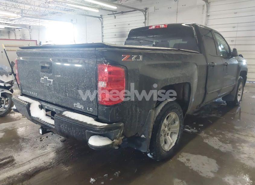 Photo 4 of 2019 Chevrolet Silverado 1500 LD LT (VIN 2GCVKPEC1K1178146)