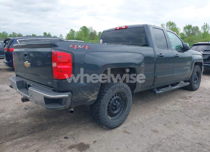Photo 4 of 2019 Chevrolet Silverado 1500 LD LT (VIN 2GCVKPEC1K1181936)