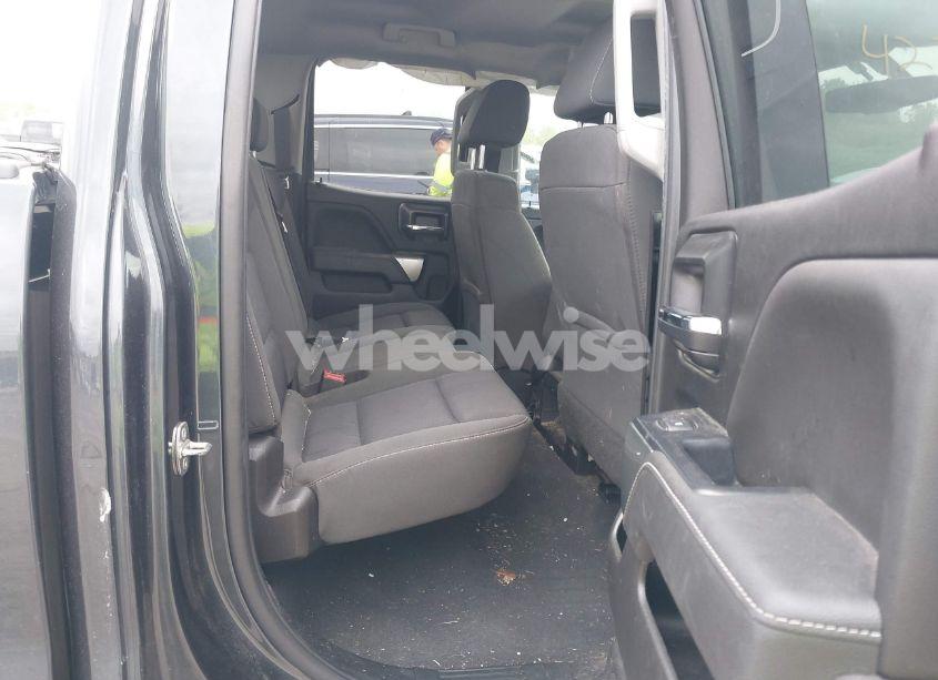 Photo 8 of 2019 Chevrolet Silverado 1500 LD LT (VIN 2GCVKPEC1K1181936)