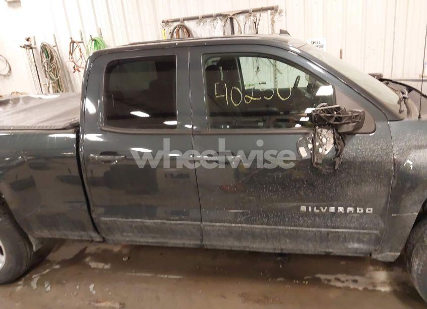 Photo 14 of 2019 Chevrolet Silverado 1500 LD LT (VIN 2GCVKPEC1K1197537)