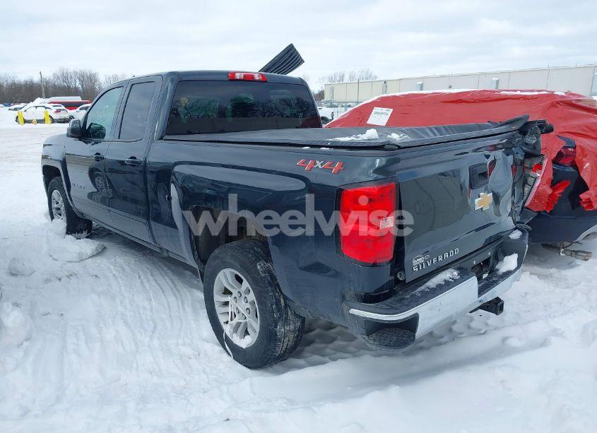 Photo 3 of 2019 Chevrolet Silverado 1500 LD LT (VIN 2GCVKPEC1K1197537)