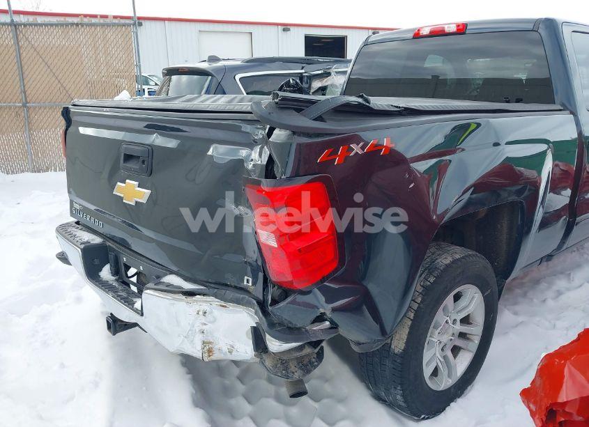 Photo 6 of 2019 Chevrolet Silverado 1500 LD LT (VIN 2GCVKPEC1K1197537)
