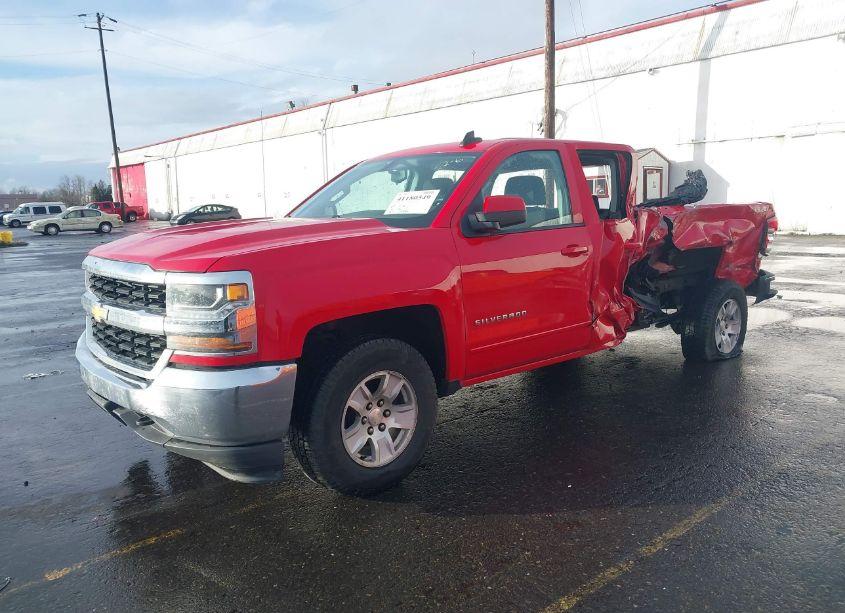 Photo 2 of 2019 Chevrolet Silverado 1500 LD LT (VIN 2GCVKPEC1K1201716)