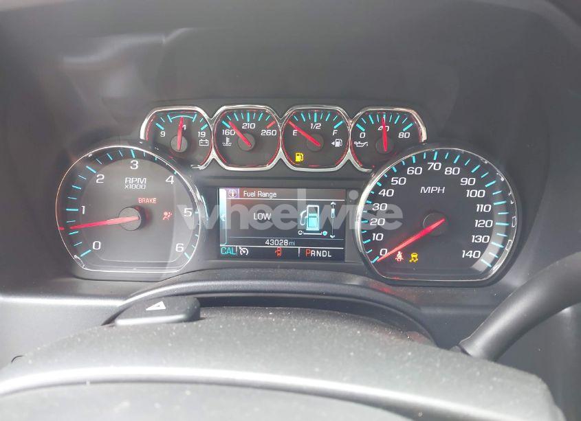 Photo 7 of 2019 Chevrolet Silverado 1500 LD LT (VIN 2GCVKPEC1K1201750)