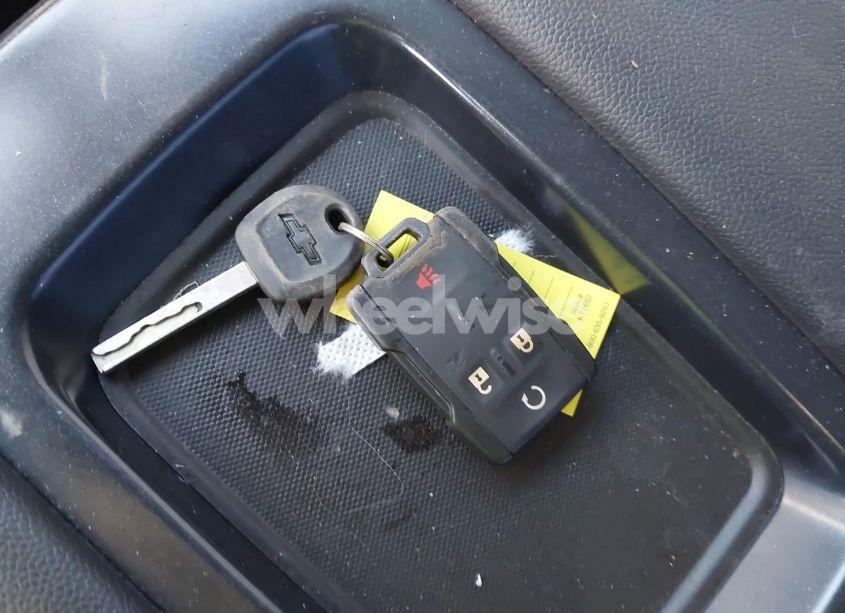 Photo 11 of 2019 Chevrolet Silverado 1500 LD LT (VIN 2GCVKPEC1K1206527)