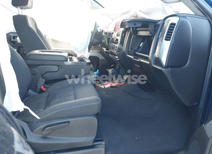 Photo 5 of 2019 Chevrolet Silverado 1500 LD LT (VIN 2GCVKPEC1K1206527)