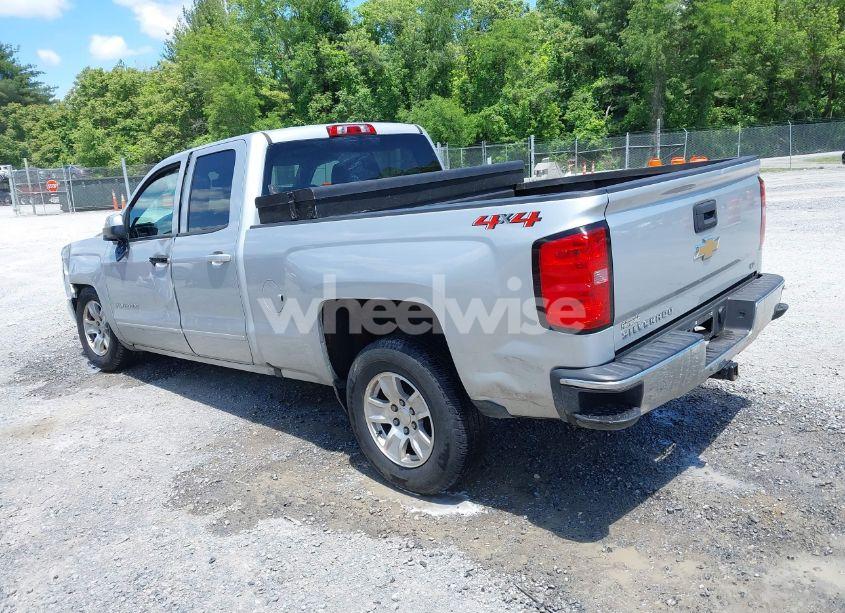 Photo 3 of 2019 Chevrolet Silverado 1500 LD LT (VIN 2GCVKPEC2K1158309)