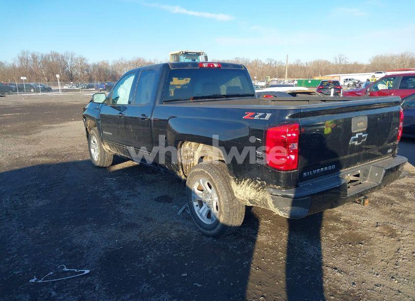 Photo 3 of 2019 Chevrolet Silverado 1500 LD (VIN 2GCVKPEC2K1204897)