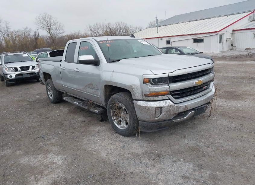 2019 Chevrolet Silverado 1500 LD LT (VIN 2GCVKPEC3K1102413) main photo