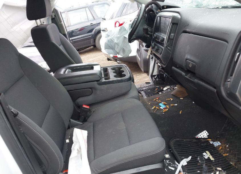 Photo 5 of 2019 Chevrolet Silverado 1500 LD LT (VIN 2GCVKPEC3K1175328)