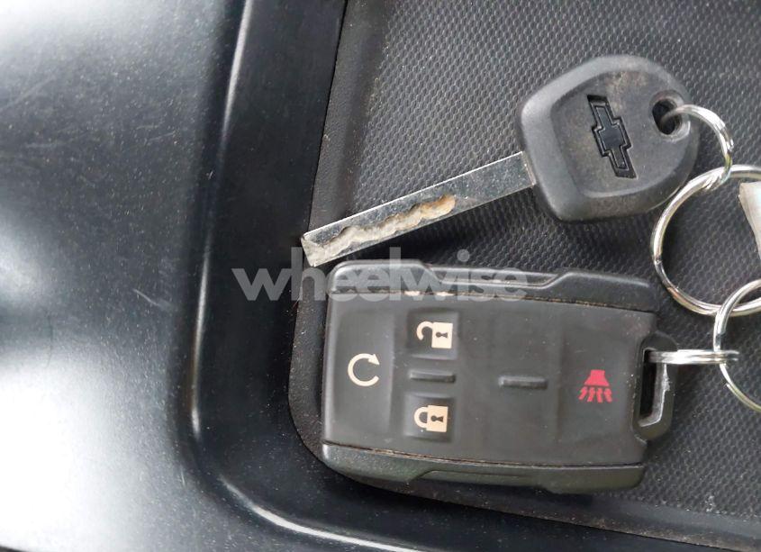 Photo 11 of 2019 Chevrolet Silverado 1500 LD LT (VIN 2GCVKPEC3K1181601)