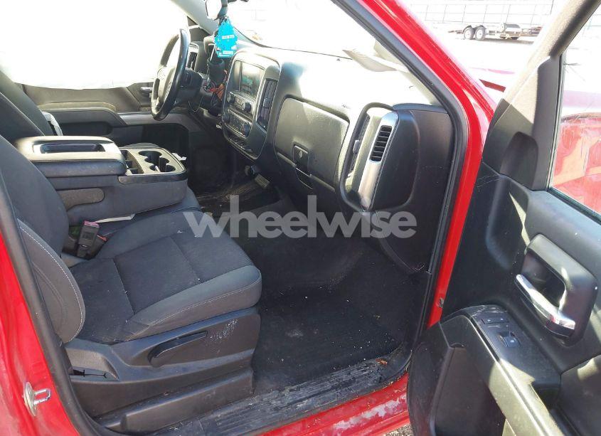 Photo 5 of 2019 Chevrolet Silverado 1500 LD LT (VIN 2GCVKPEC4K1109175)