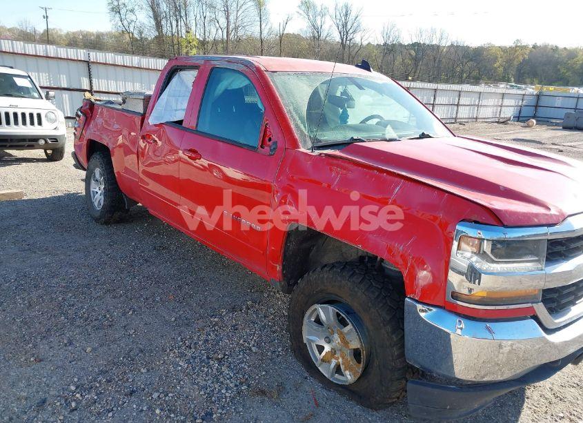 Photo 6 of 2019 Chevrolet Silverado 1500 LD LT (VIN 2GCVKPEC4K1109175)