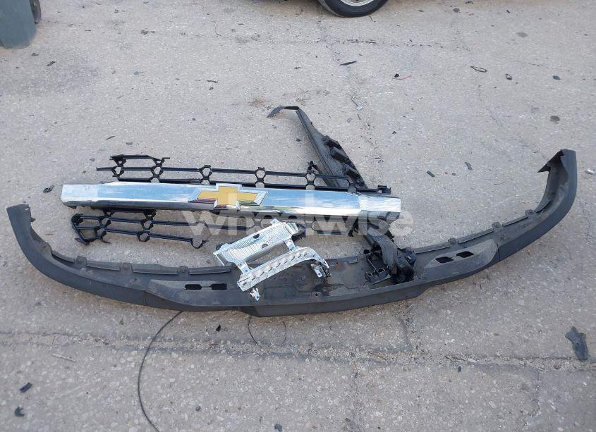 Photo 12 of 2019 Chevrolet Silverado 1500 LD LT (VIN 2GCVKPEC4K1183339)