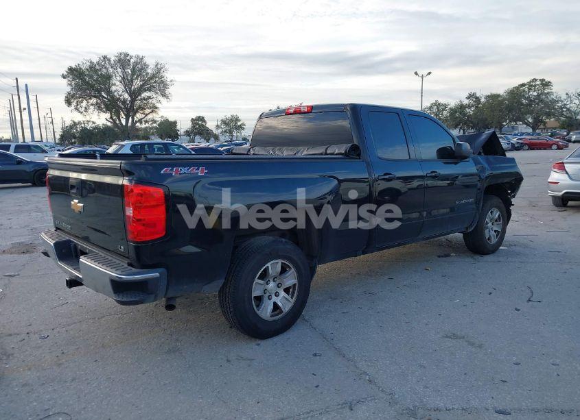 Photo 4 of 2019 Chevrolet Silverado 1500 LD LT (VIN 2GCVKPEC4K1183339)