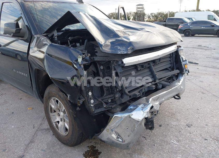 Photo 6 of 2019 Chevrolet Silverado 1500 LD LT (VIN 2GCVKPEC4K1183339)