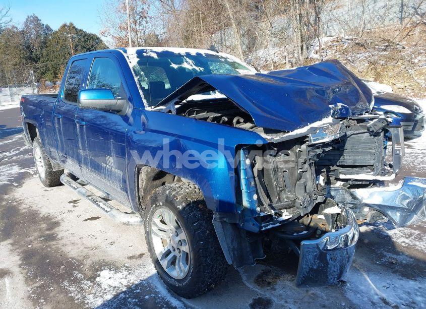 2019 Chevrolet Silverado 1500 LD LT (VIN 2GCVKPEC5K1178697) main photo