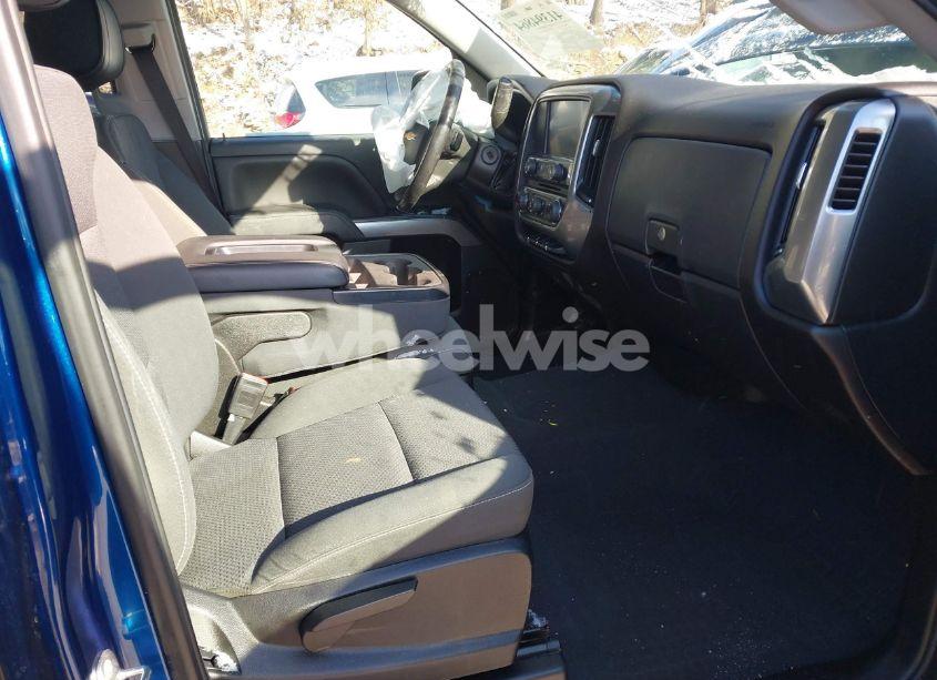 Photo 5 of 2019 Chevrolet Silverado 1500 LD LT (VIN 2GCVKPEC5K1178697)