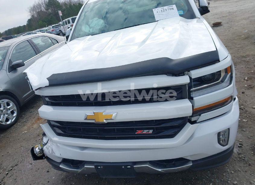 Photo 12 of 2019 Chevrolet Silverado 1500 LD LT (VIN 2GCVKPEC5K1199940)
