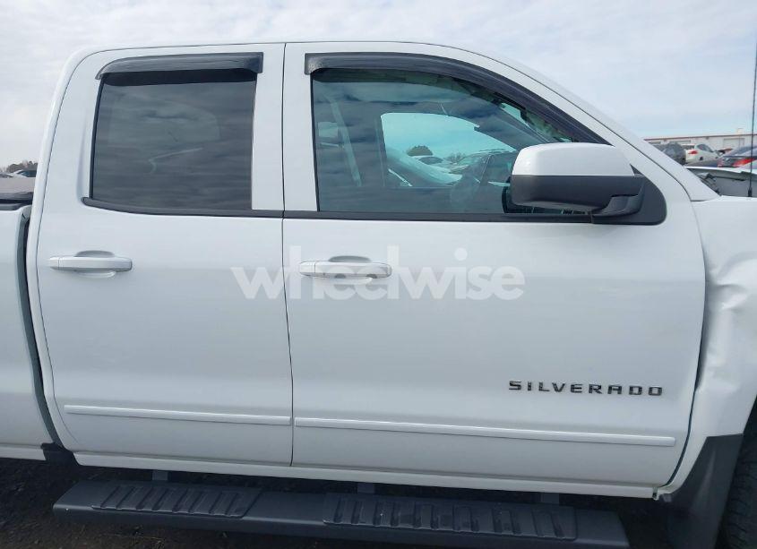 Photo 13 of 2019 Chevrolet Silverado 1500 LD LT (VIN 2GCVKPEC5K1199940)