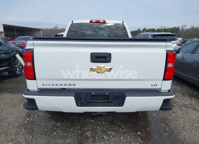 Photo 16 of 2019 Chevrolet Silverado 1500 LD LT (VIN 2GCVKPEC5K1199940)