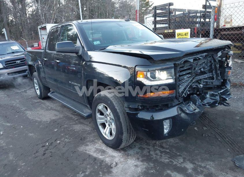 2019 Chevrolet Silverado 1500 LD LT (VIN 2GCVKPEC5K1235285) main photo