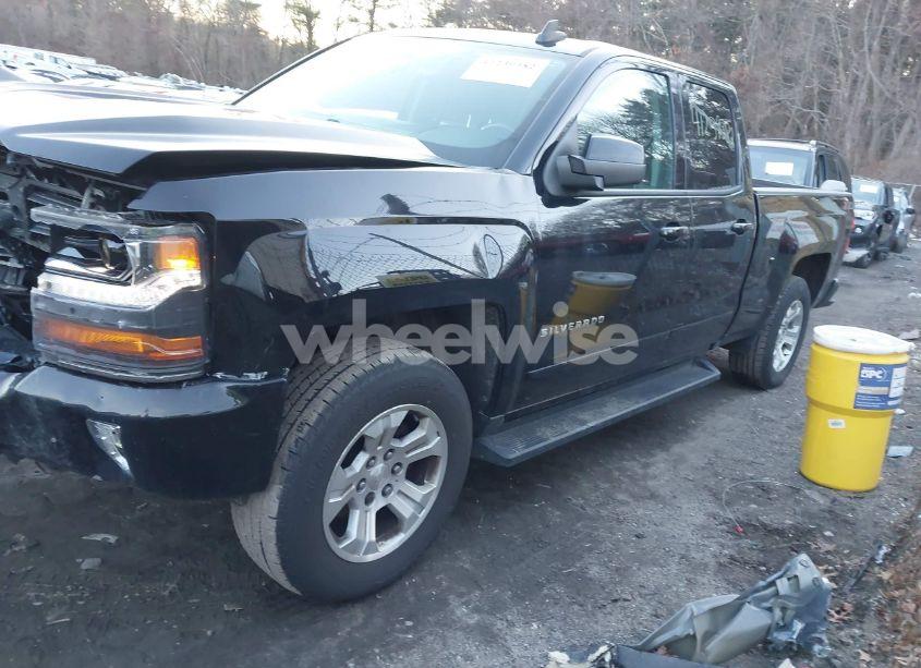 Photo 15 of 2019 Chevrolet Silverado 1500 LD LT (VIN 2GCVKPEC5K1235285)