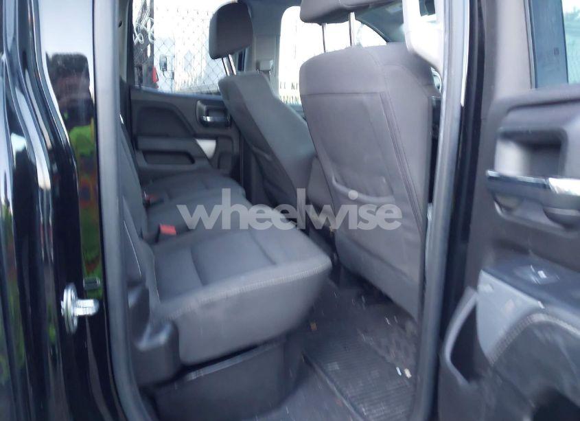 Photo 8 of 2019 Chevrolet Silverado 1500 LD LT (VIN 2GCVKPEC5K1235285)