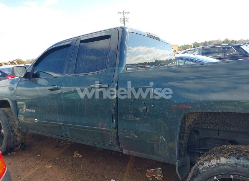 Photo 14 of 2019 Chevrolet Silverado 1500 LD LT (VIN 2GCVKPEC6K1109520)