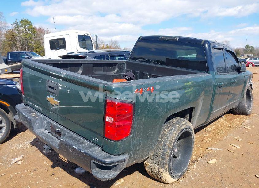 Photo 4 of 2019 Chevrolet Silverado 1500 LD LT (VIN 2GCVKPEC6K1109520)