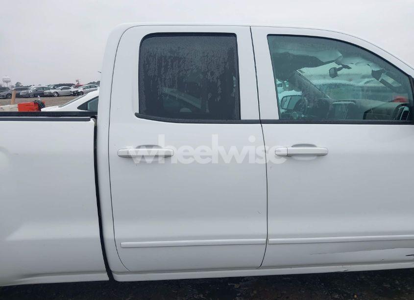 Photo 13 of 2019 Chevrolet Silverado 1500 LD LT (VIN 2GCVKPEC6K1121392)