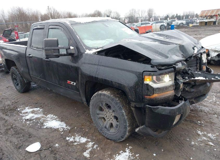 2019 Chevrolet Silverado 1500 LD LT (VIN 2GCVKPEC6K1125751) main photo