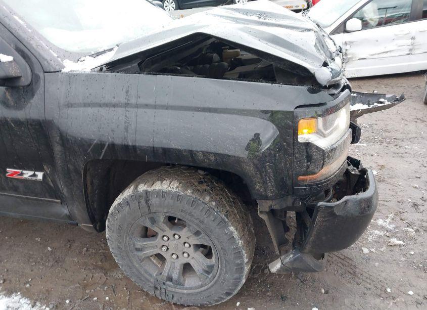 Photo 19 of 2019 Chevrolet Silverado 1500 LD LT (VIN 2GCVKPEC6K1125751)