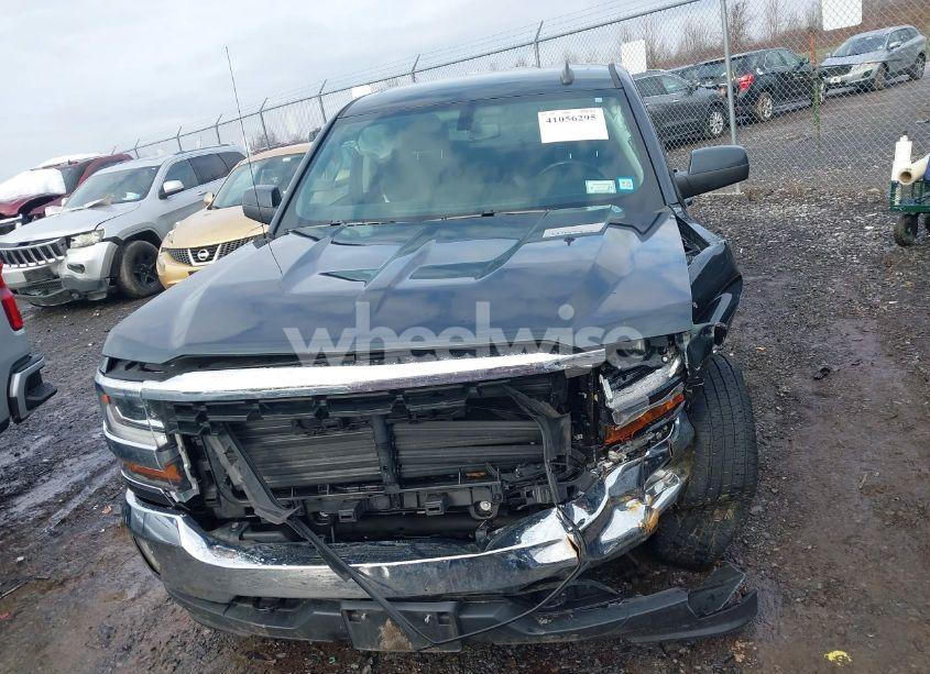 Photo 12 of 2019 Chevrolet Silverado 1500 LD LT (VIN 2GCVKPEC6K1172925)