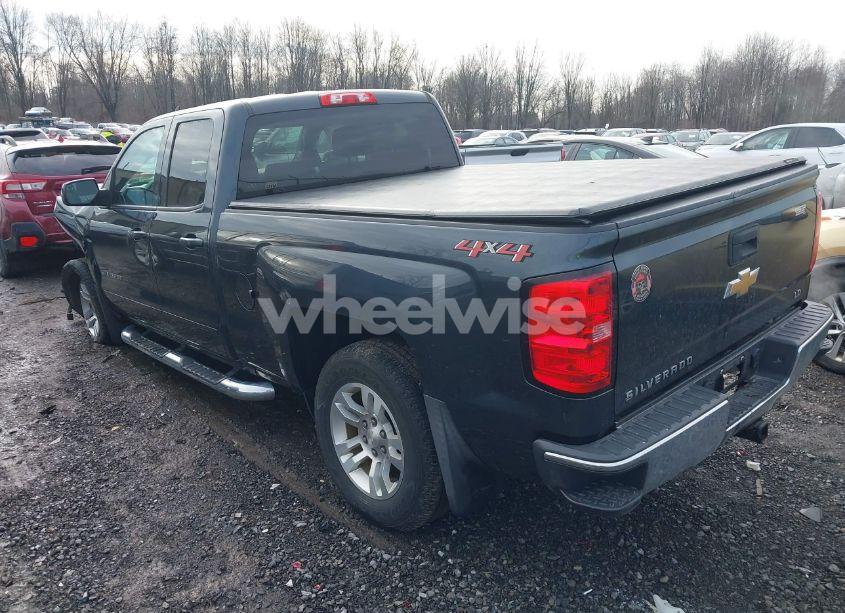 Photo 3 of 2019 Chevrolet Silverado 1500 LD LT (VIN 2GCVKPEC6K1172925)