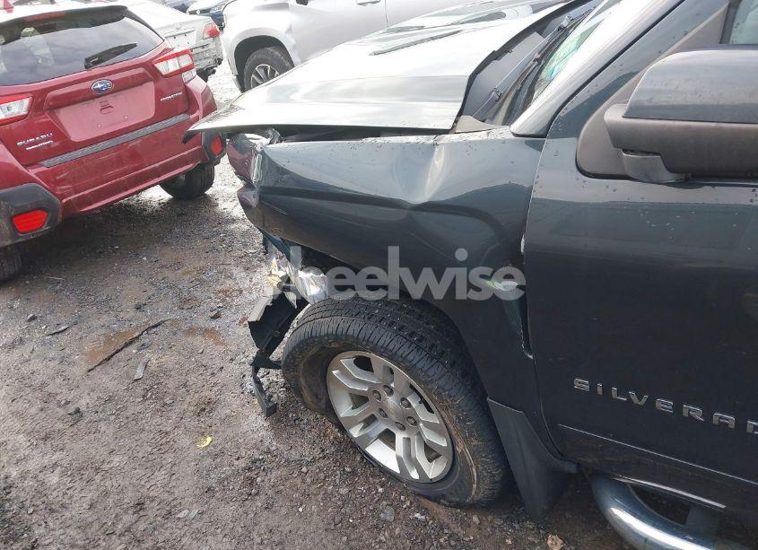 Photo 6 of 2019 Chevrolet Silverado 1500 LD LT (VIN 2GCVKPEC6K1172925)