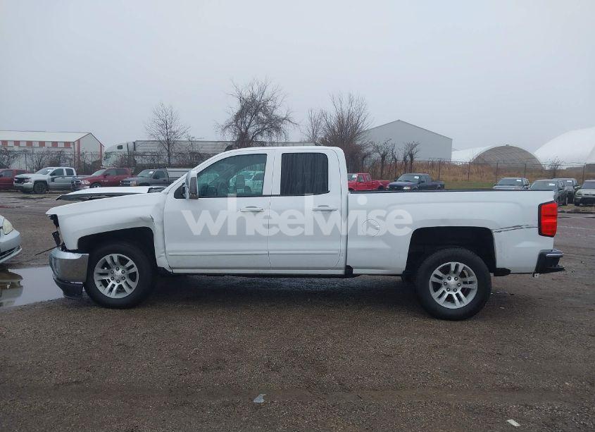 Photo 15 of 2019 Chevrolet Silverado 1500 LD LT (VIN 2GCVKPEC6K1189210)