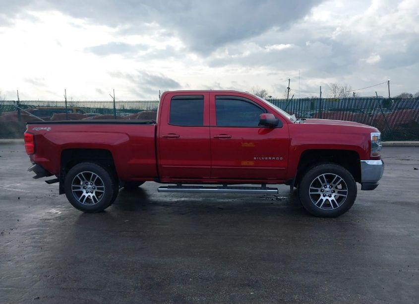 Photo 13 of 2019 Chevrolet Silverado 1500 LD LT (VIN 2GCVKPEC6K1233898)
