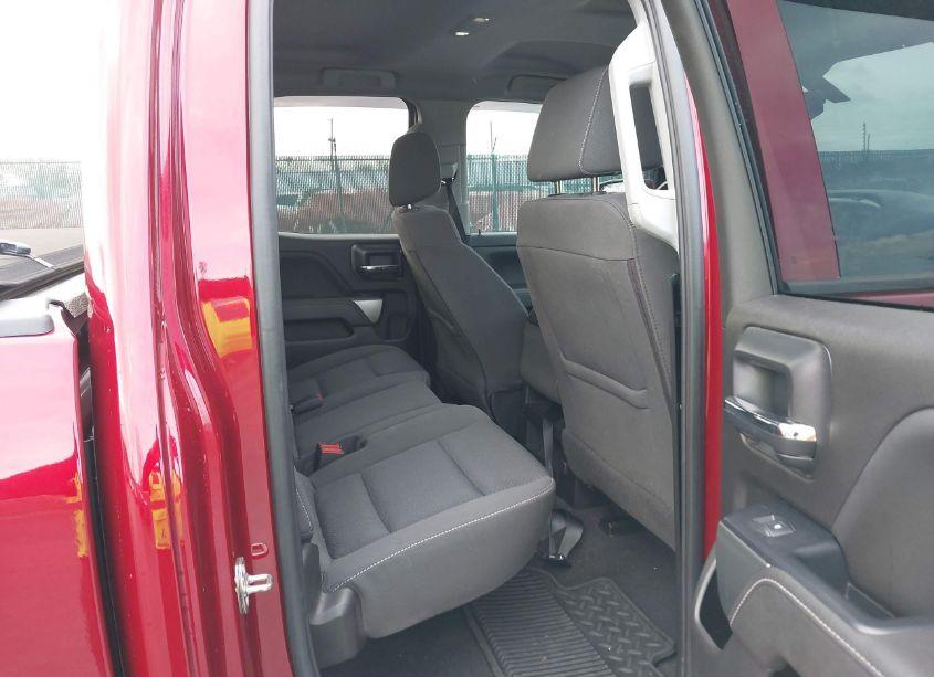 Photo 8 of 2019 Chevrolet Silverado 1500 LD LT (VIN 2GCVKPEC6K1233898)