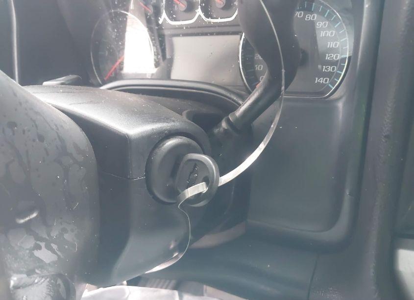 Photo 11 of 2019 Chevrolet Silverado 1500 LD LT (VIN 2GCVKPEC7K1113656)