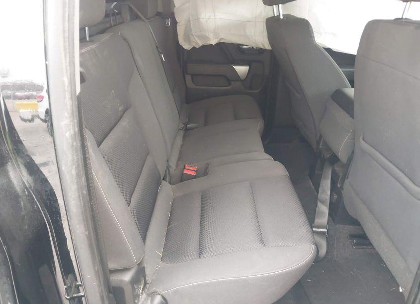 Photo 8 of 2019 Chevrolet Silverado 1500 LD LT (VIN 2GCVKPEC7K1113656)