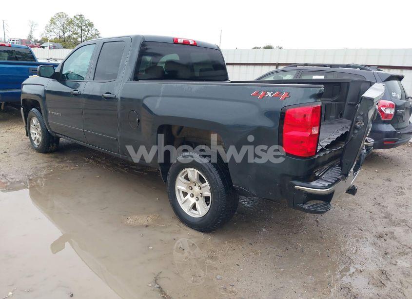 Photo 3 of 2019 Chevrolet Silverado 1500 LD LT (VIN 2GCVKPEC7K1117822)