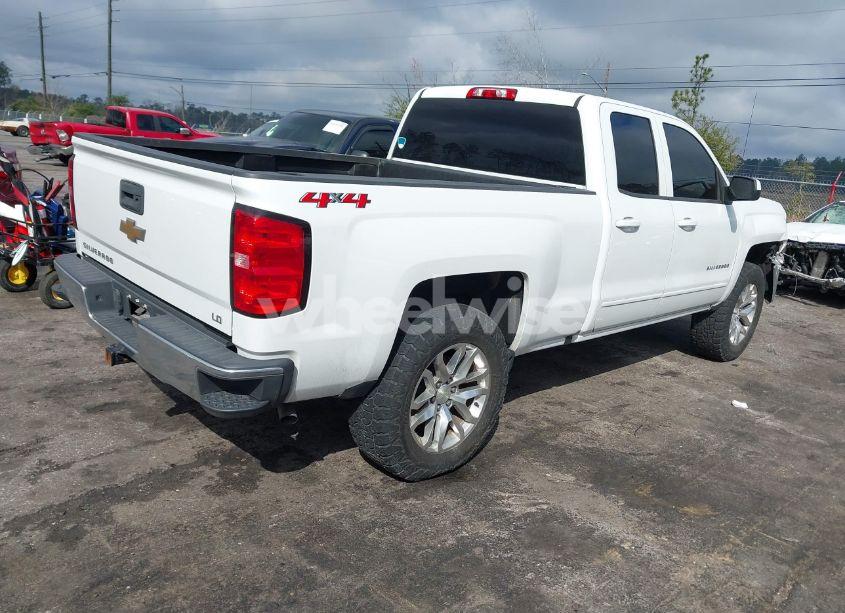 Photo 4 of 2019 Chevrolet Silverado 1500 LD LT (VIN 2GCVKPEC7K1166275)