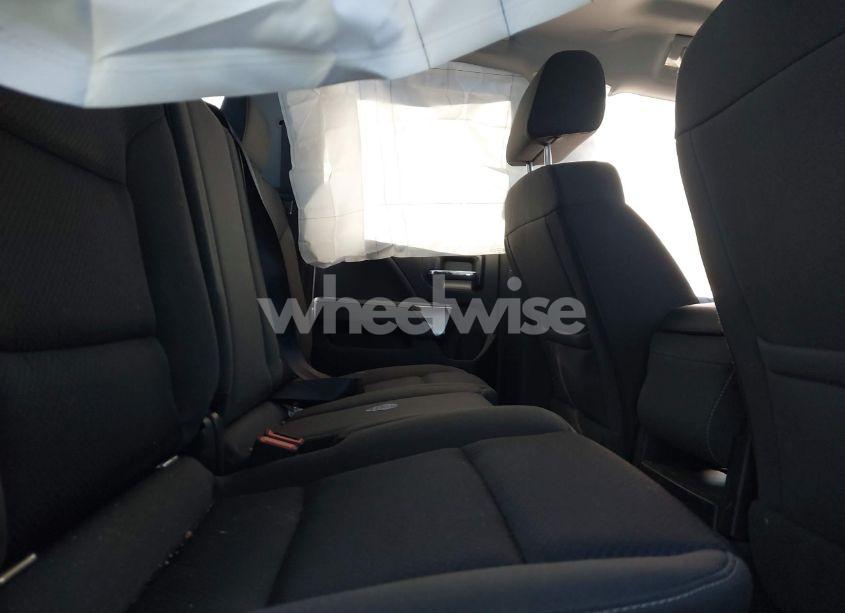 Photo 8 of 2019 Chevrolet Silverado 1500 LD LT (VIN 2GCVKPEC7K1197414)