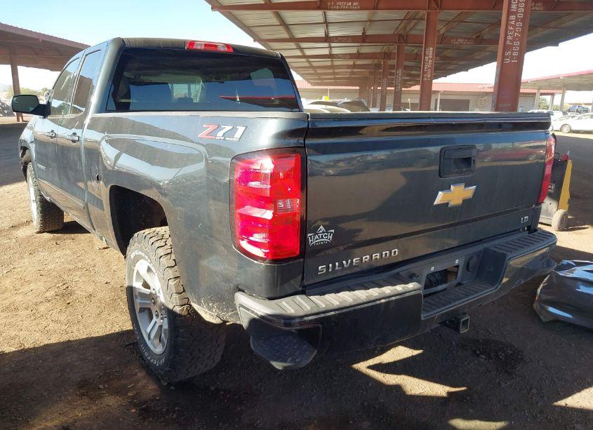 Photo 3 of 2019 Chevrolet Silverado 1500 LD LT (VIN 2GCVKPEC8K1122169)
