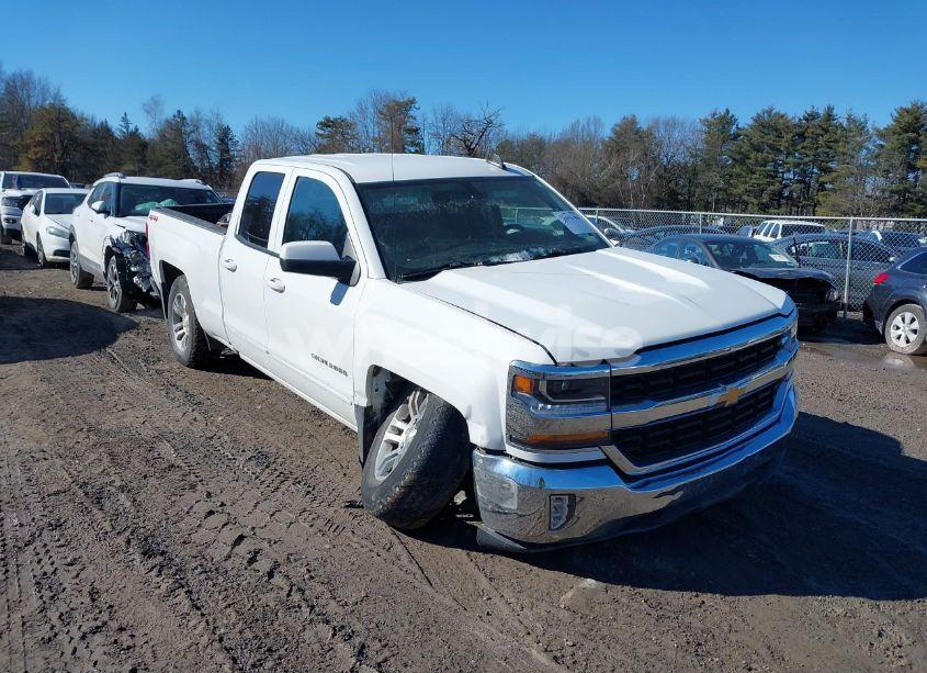 Photo 6 of 2019 Chevrolet Silverado 1500 LD LT (VIN 2GCVKPEC8K1147962)