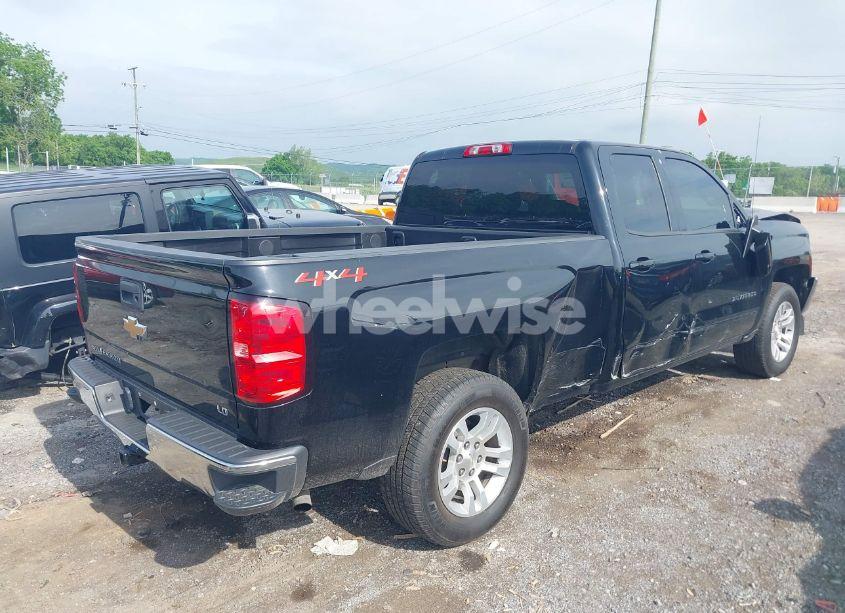 Photo 4 of 2019 Chevrolet Silverado 1500 LD LT (VIN 2GCVKPEC8K1157973)
