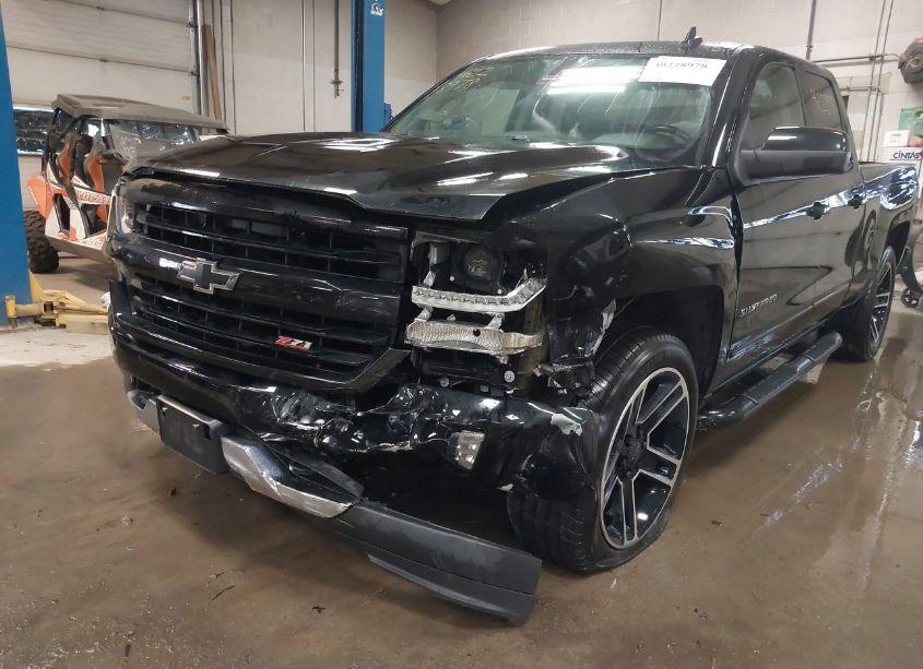Photo 6 of 2019 Chevrolet Silverado 1500 LD LT (VIN 2GCVKPEC8K1187183)